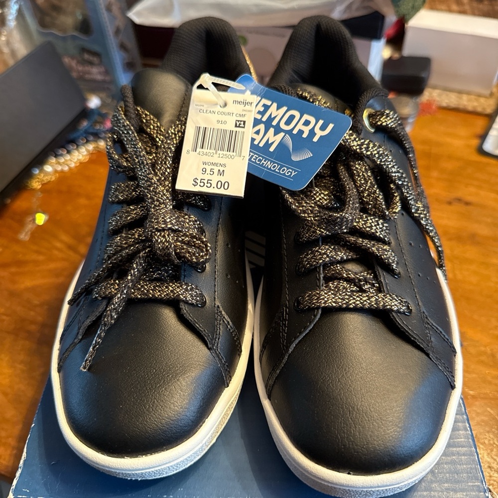K-Swiss Black Womens Sneakers